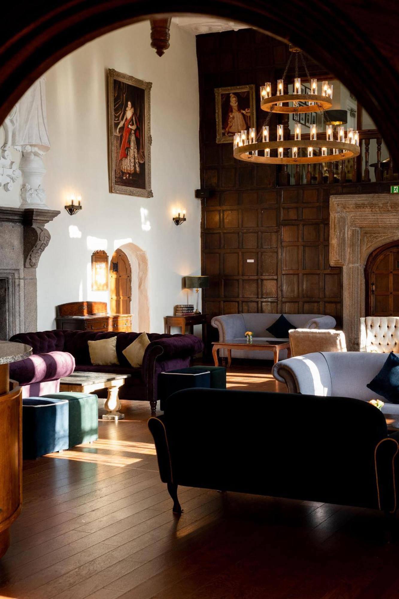 Boringdon Hall Hotel And Spa Плаймаут Экстерьер фото The interior of the main house