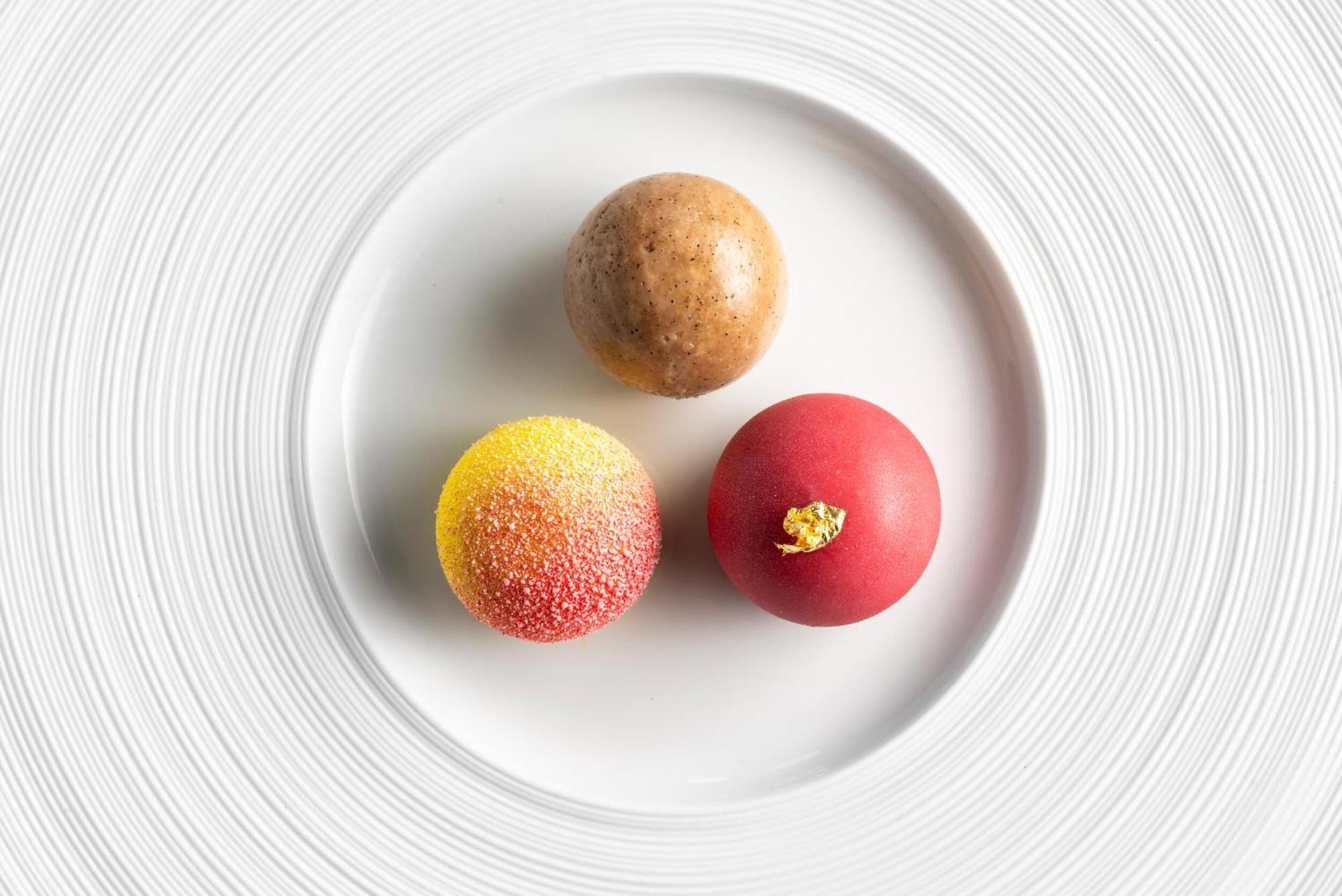 Boringdon Hall Hotel And Spa Плаймаут Экстерьер фото A plate of marzipan balls